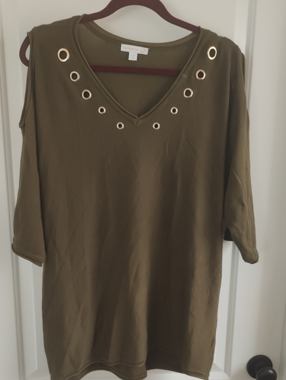 Olive Green V-Neck Sweater Cold-Shoulder Top with Grommet Detail